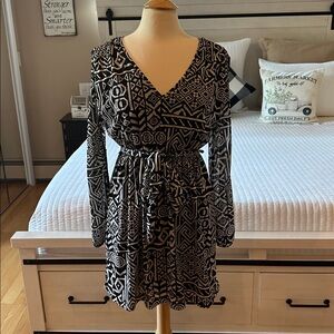 Black and White Geometric Print Dress